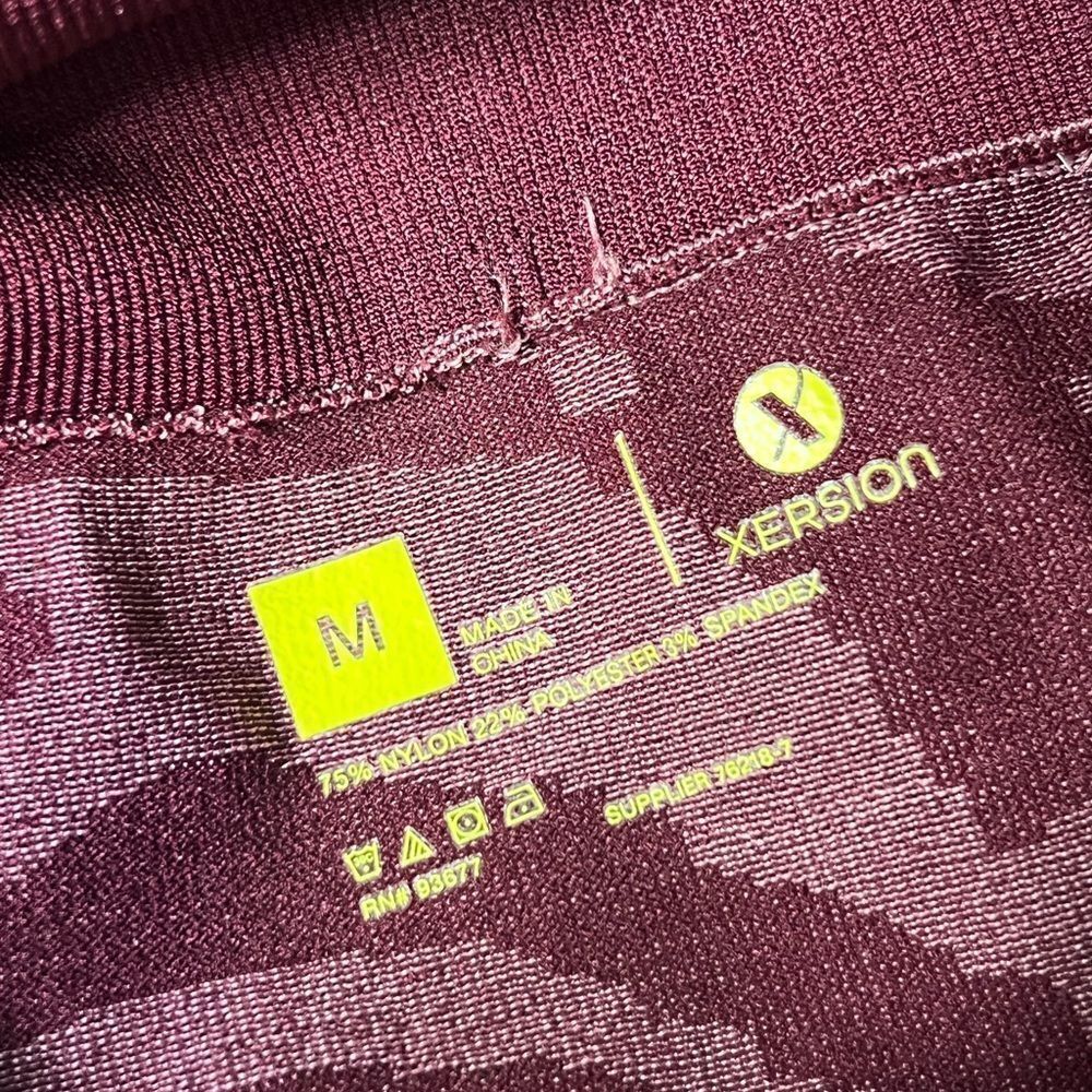 Xersion Seamless leggings Maroon Animal Print Activewear Size Medium - Picture 2 of 14